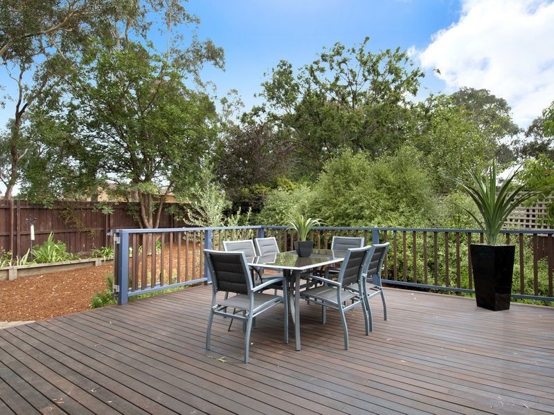 15 Laman Place, Charnwood ACT 2615