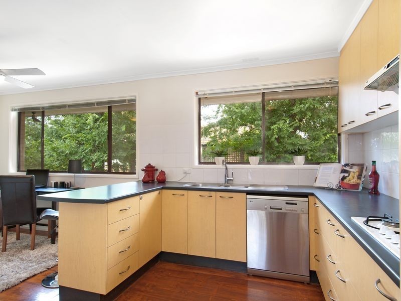 15 Laman Place, Charnwood ACT 2615
