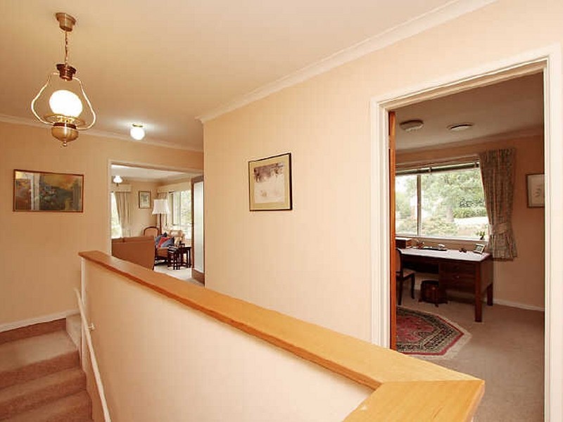 12 Birdwood Street, Hughes ACT 2605