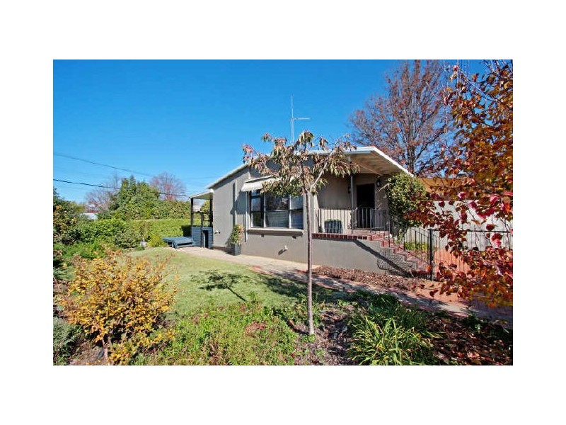 15 Pullen Street, Narrabundah ACT 2604