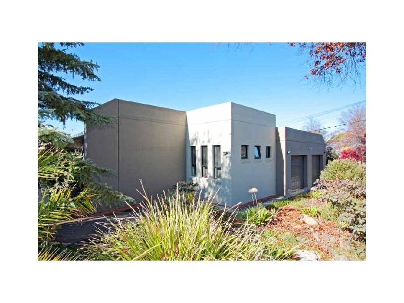 15 Pullen Street, Narrabundah ACT 2604