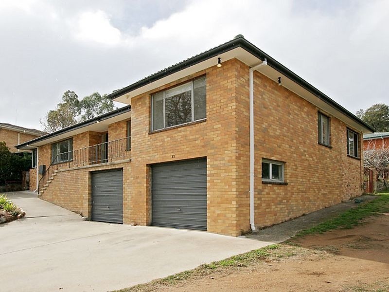 33 Spafford Crescent, Farrer ACT 2607