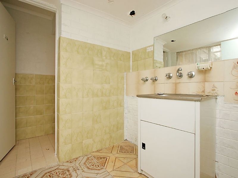 33 Spafford Crescent, Farrer ACT 2607