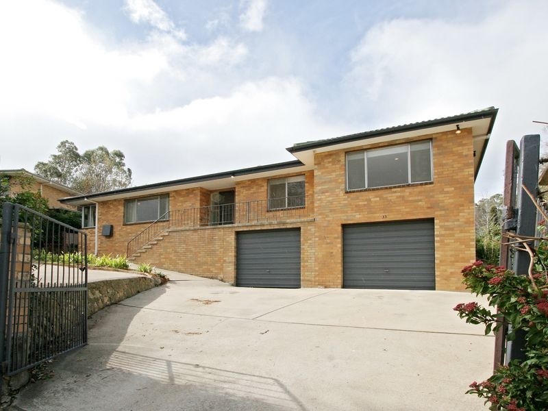 33 Spafford Crescent, Farrer ACT 2607