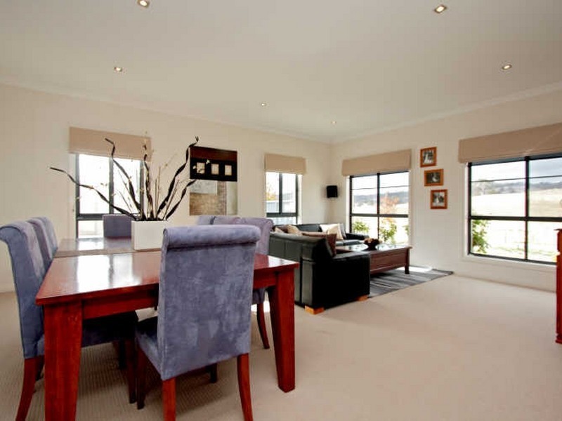76 Carpentaria Street, Harrison ACT 2914