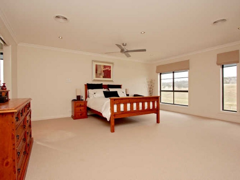 76 Carpentaria Street, Harrison ACT 2914