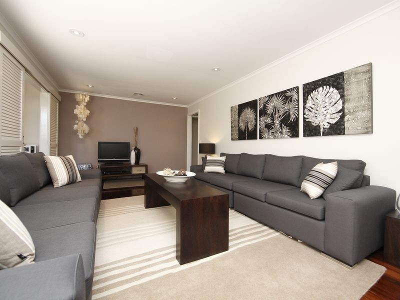 8 Nangle Place, Giralang ACT 2617