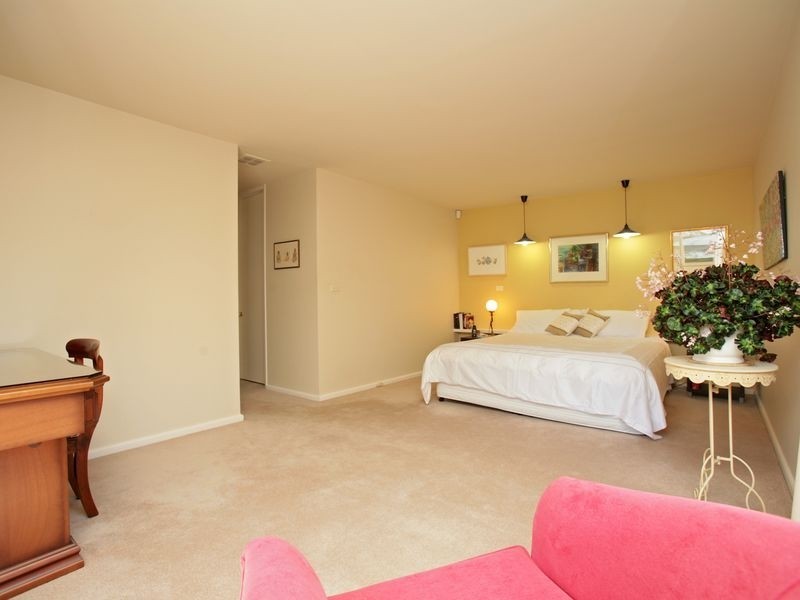 109 Endeavour Street, Red Hill ACT 2603