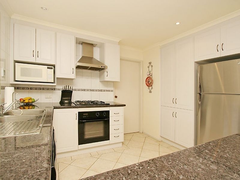 27 Guthridge Crescent, Wanniassa ACT 2903