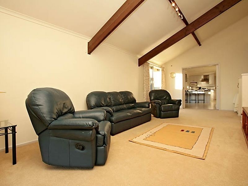 27 Guthridge Crescent, Wanniassa ACT 2903