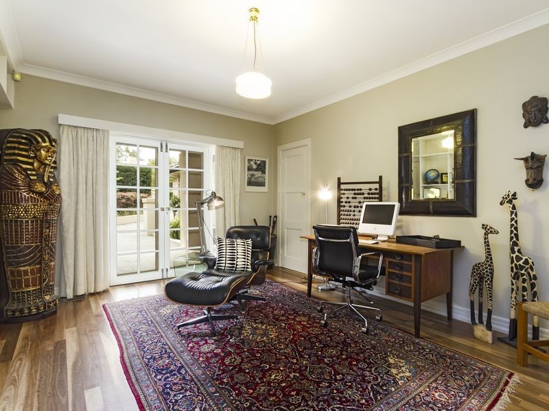20 Tennyson Crescent, Forrest ACT 2603