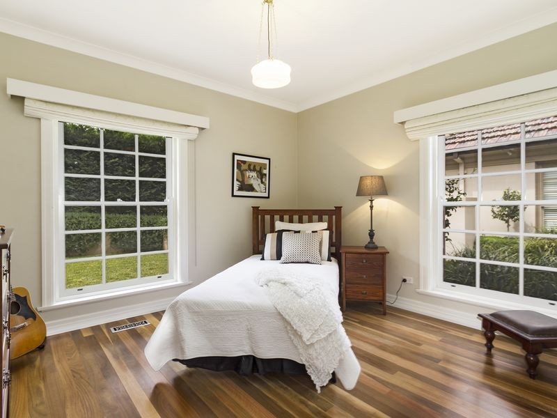 20 Tennyson Crescent, Forrest ACT 2603