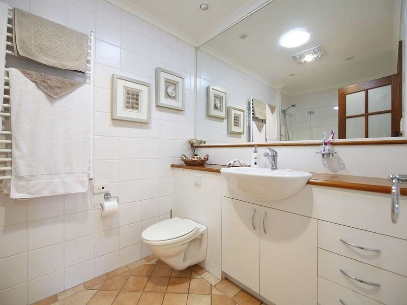 128 Captain Cook Crescent, Narrabundah ACT 2604