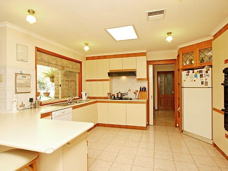 39 Rowntree Crescent, Isaacs ACT 2607