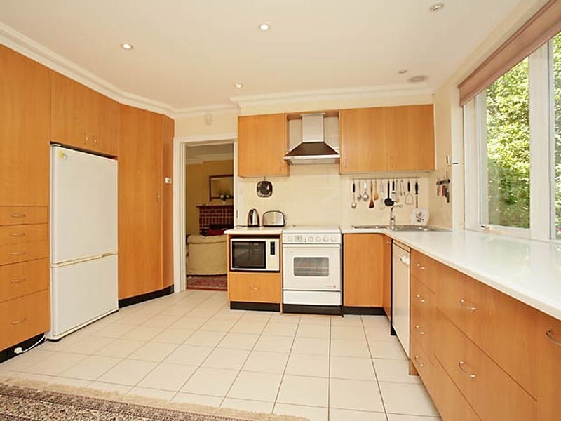 111 Monaro Crescent, Red Hill ACT 2603