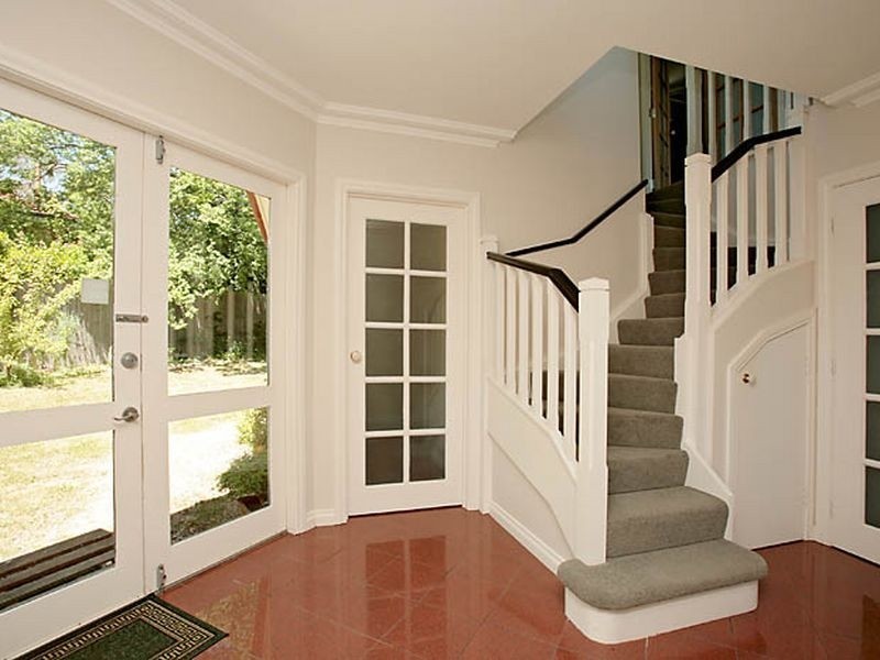 111 Monaro Crescent, Red Hill ACT 2603