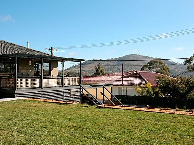 4 Moodie Street, Farrer ACT 2607