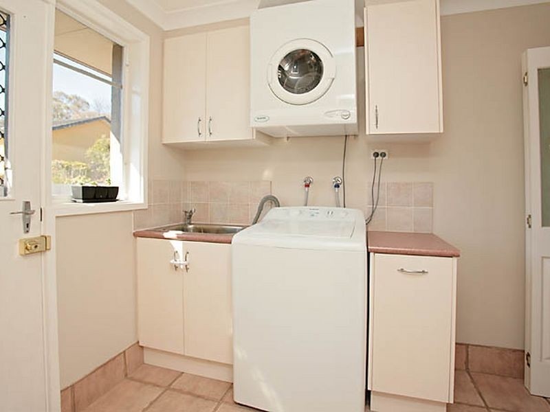 4 Moodie Street, Farrer ACT 2607