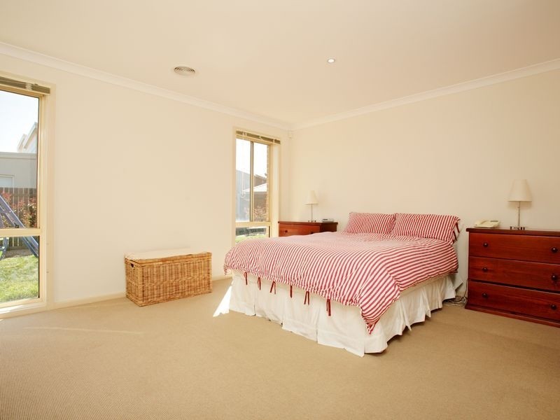 17 Osprey Street, Harrison ACT 2914