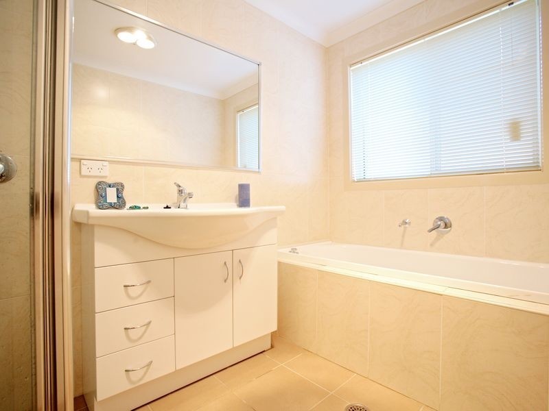 17 Osprey Street, Harrison ACT 2914