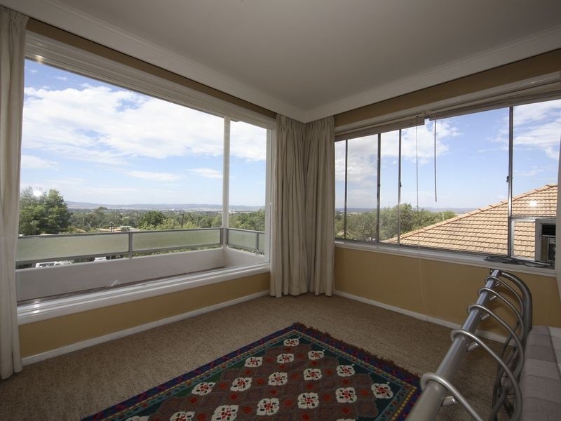 28 Caley Crescent, Narrabundah ACT 2604