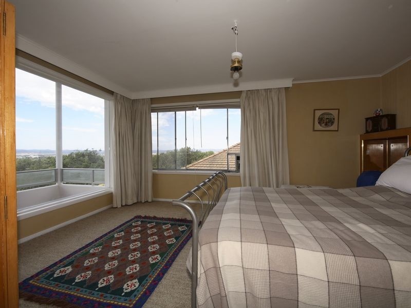 28 Caley Crescent, Narrabundah ACT 2604
