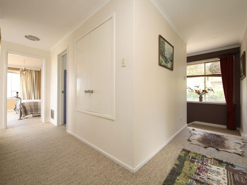 28 Caley Crescent, Narrabundah ACT 2604