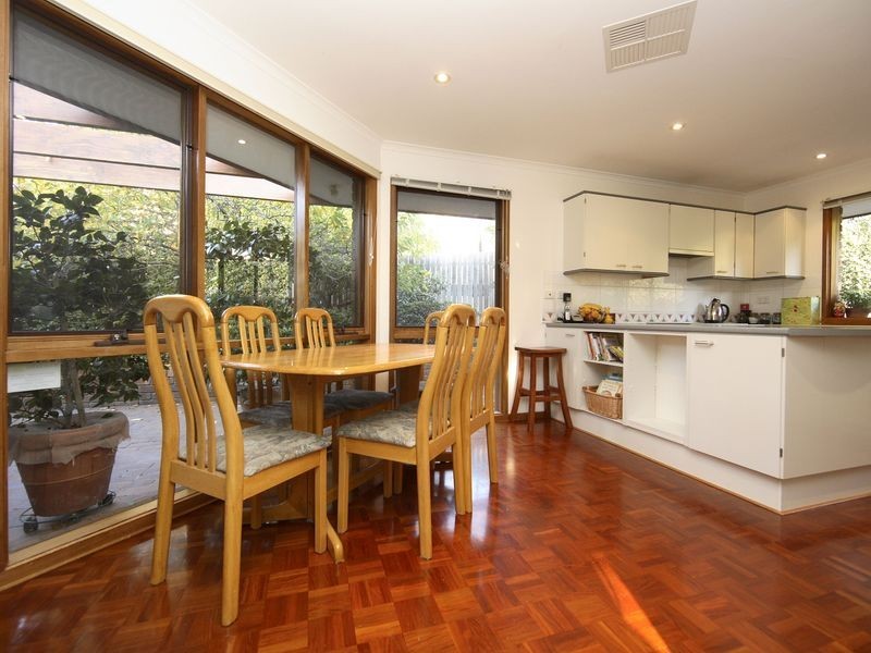 18 Parfitt Crescent, Calwell ACT 2905