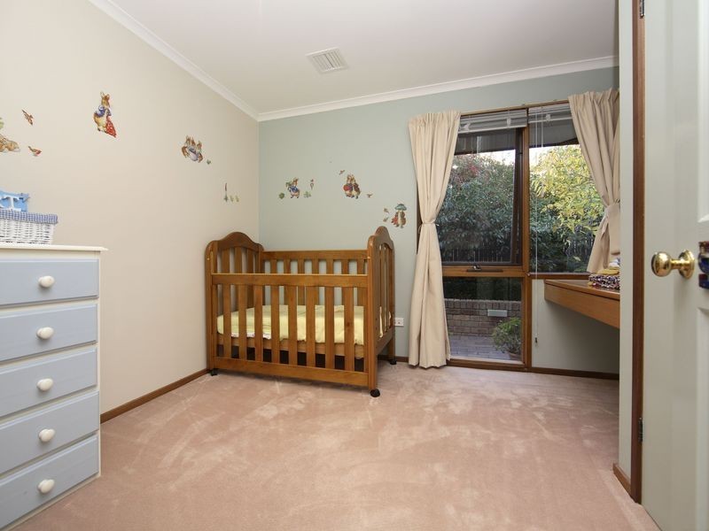 18 Parfitt Crescent, Calwell ACT 2905