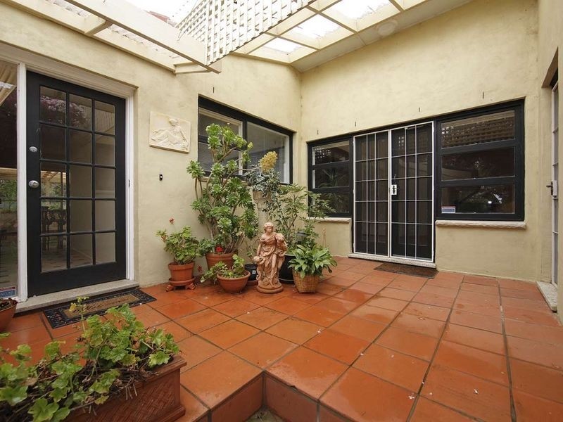 7 Supply Place, Red Hill ACT 2603