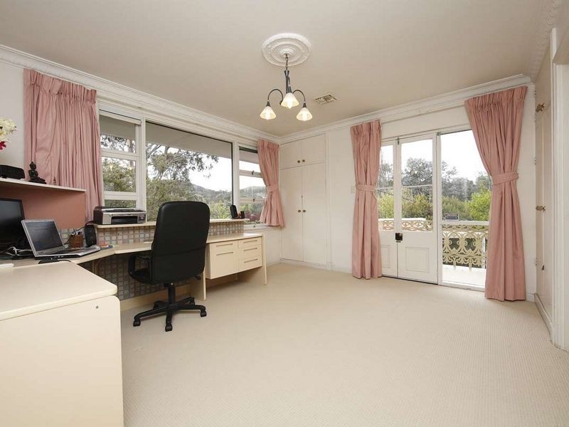 7 Supply Place, Red Hill ACT 2603