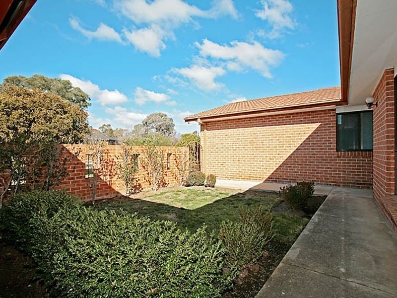 13 Garratt Street, Wanniassa ACT 2903