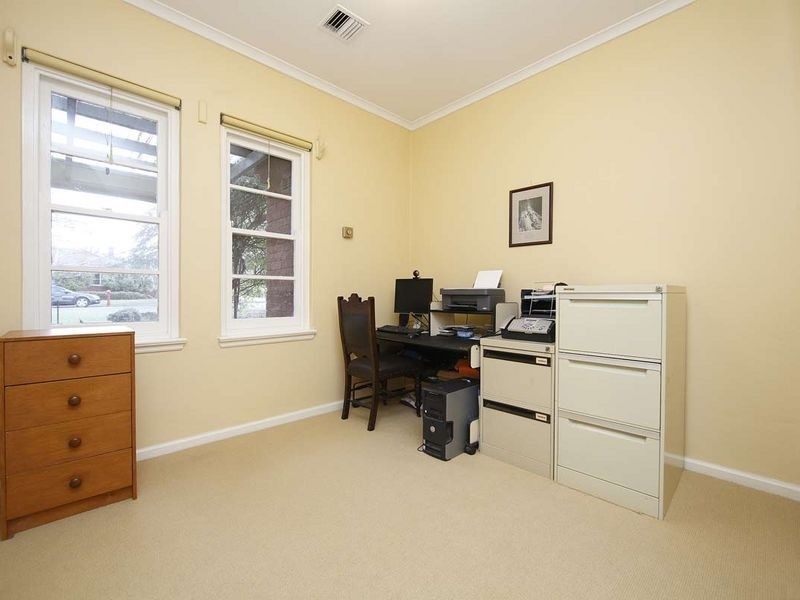 24 Lockyer Street, Griffith ACT 2603