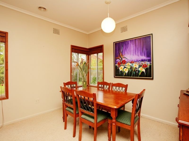 93 Captain Cook Crescent, Narrabundah ACT 2604