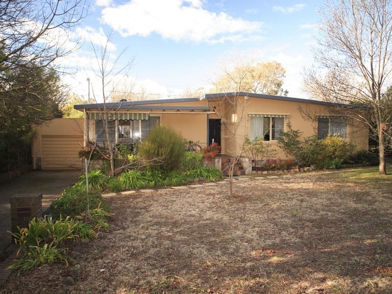 7 Dalrymple Street, Narrabundah ACT 2604