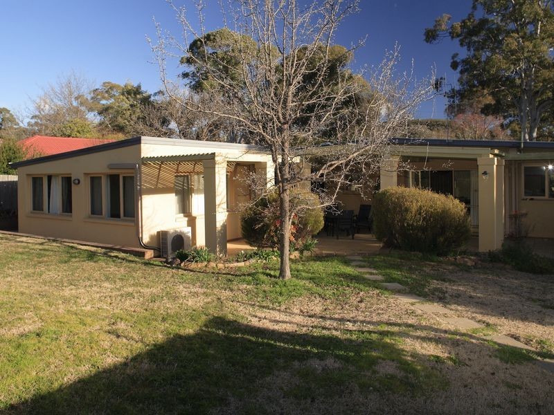 7 Dalrymple Street, Narrabundah ACT 2604