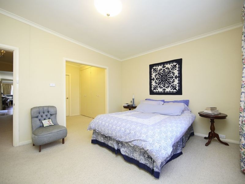 7 Dalrymple Street, Narrabundah ACT 2604