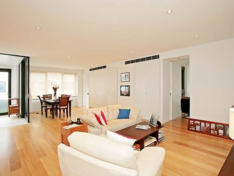 16/11 Sydney Avenue, Barton ACT 2600