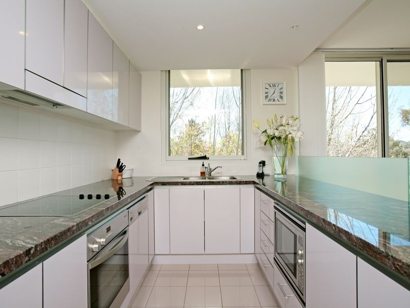 1/9 Bowen Drive, Barton ACT 2600