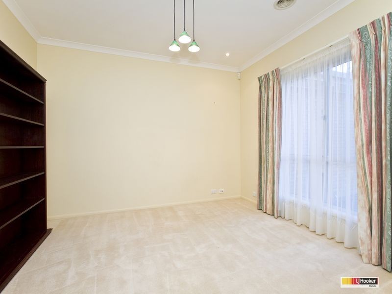 4 Ewart Street, Yarralumla ACT 2600