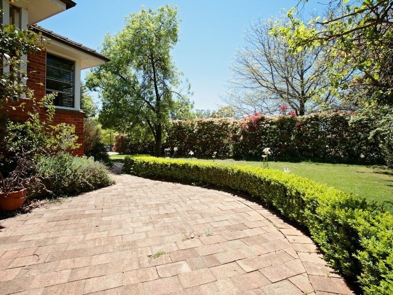 54 Stuart Street, Griffith ACT 2603