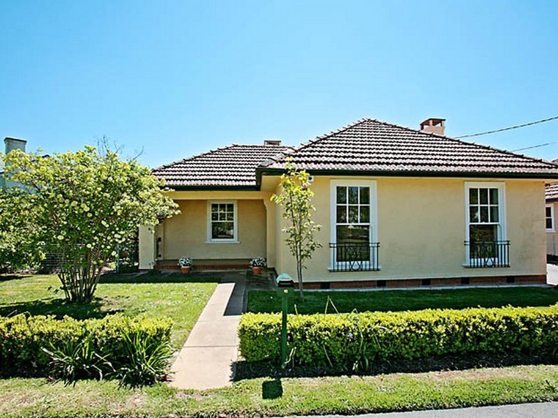 15 Cunningham Street, Kingston ACT 2604