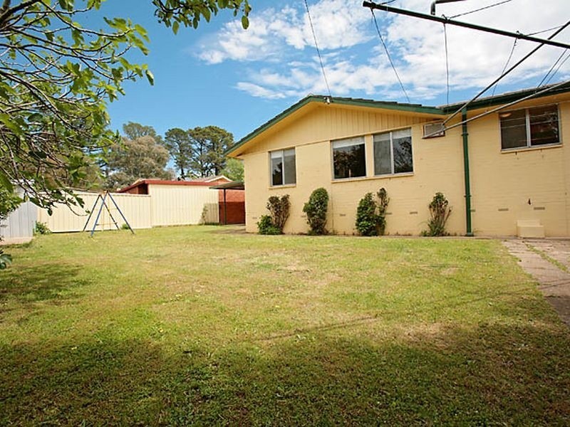 4 Chubb Street, Latham ACT 2615