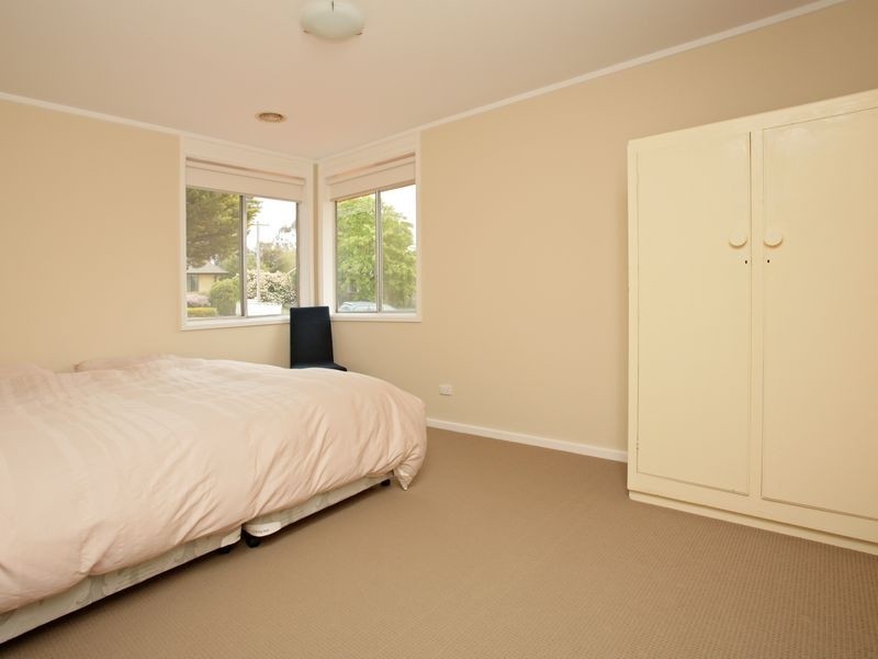 4 Chubb Street, Latham ACT 2615