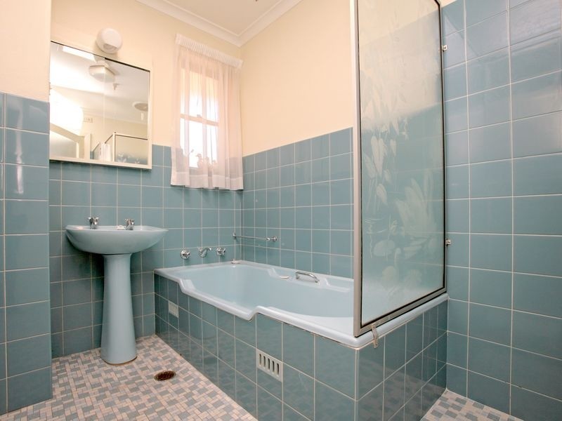 4 Fuller Street, Deakin ACT 2600