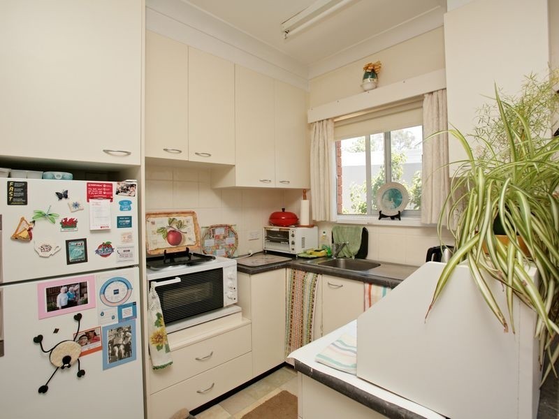 4 Fuller Street, Deakin ACT 2600