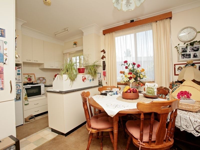 4 Fuller Street, Deakin ACT 2600
