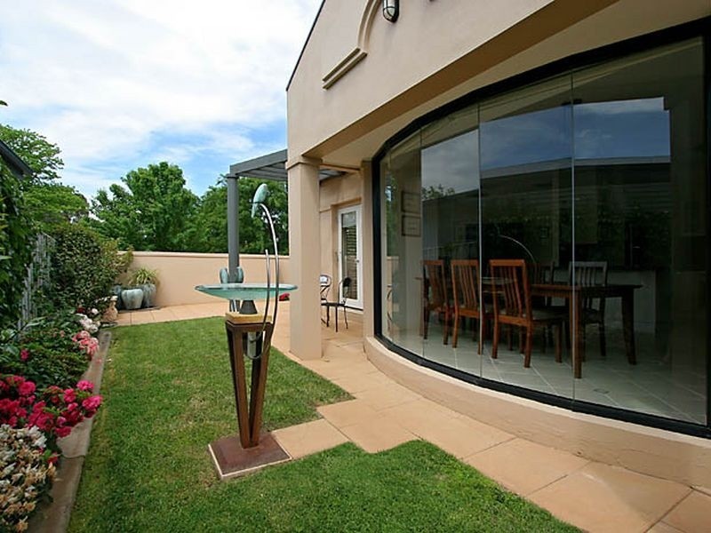 3 Rodway Street, Yarralumla ACT 2600