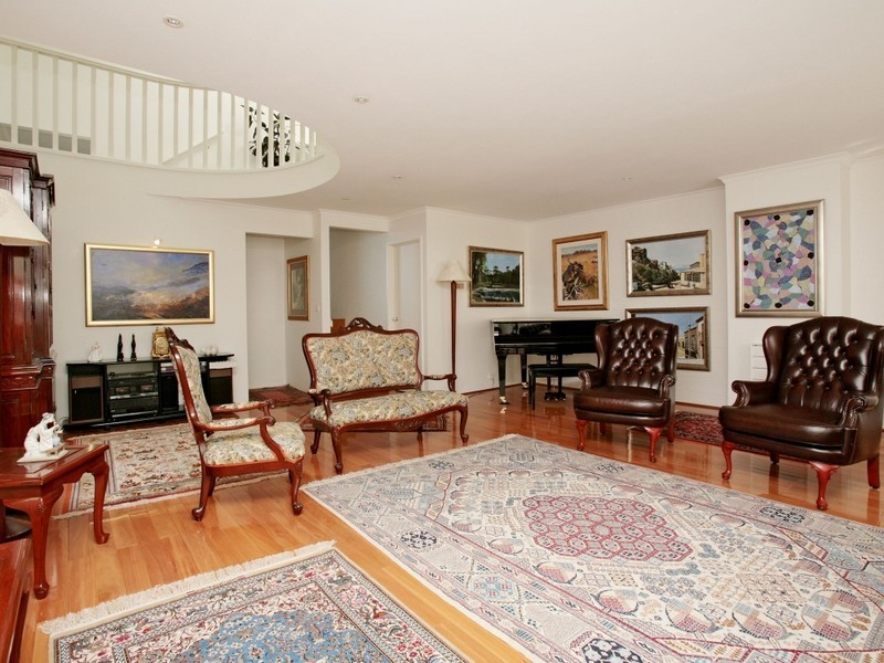 34 Chaseling Street, Phillip ACT 2606