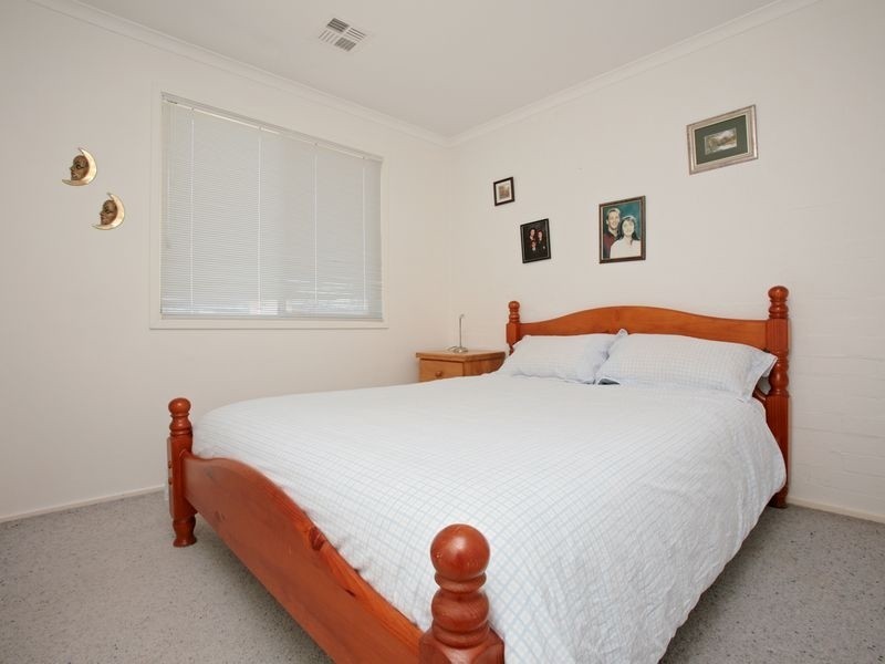 34 Chaseling Street, Phillip ACT 2606